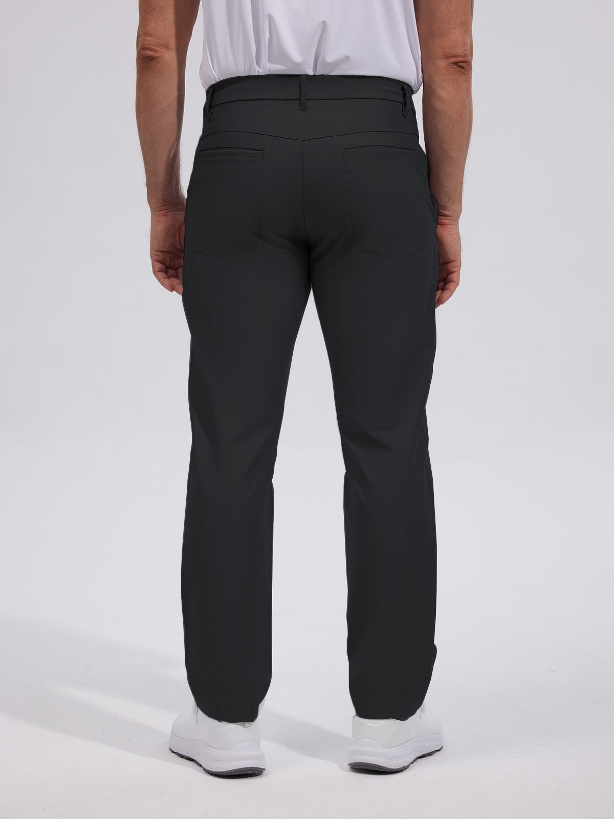 Bien plus qu'un simple pantalon de golf pour homme