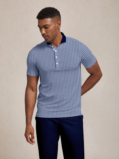 Verspieltes Herren-Poloshirt mit geripptem Kragen, maritimem Motiv und LSF 50+