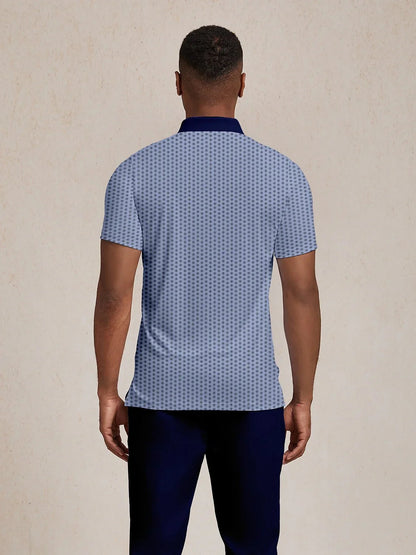 Verspieltes Herren-Poloshirt mit geripptem Kragen, maritimem Motiv und LSF 50+